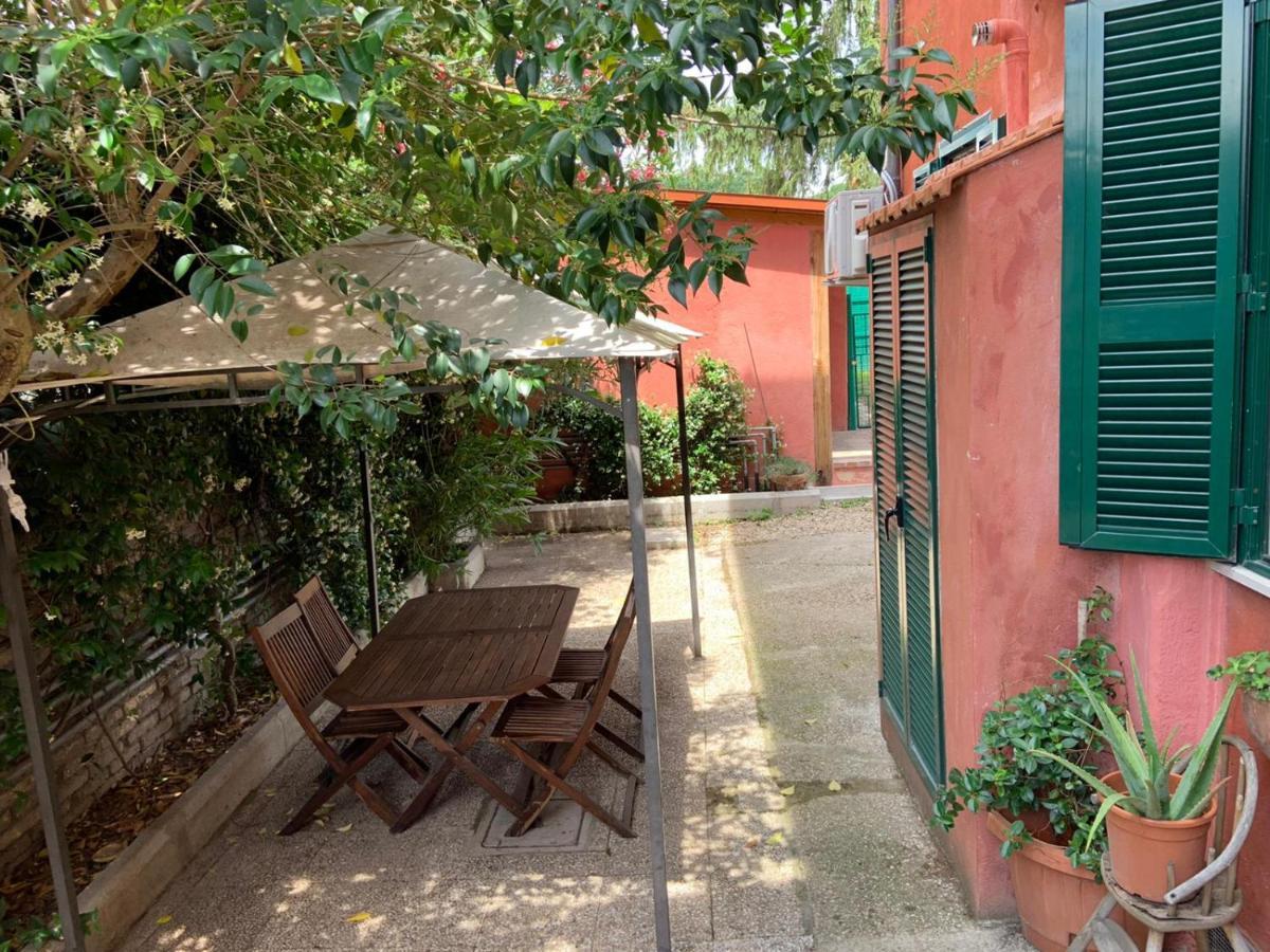 Appia Park Apartament 10 Min Dal Colosseo Roma Esterno foto