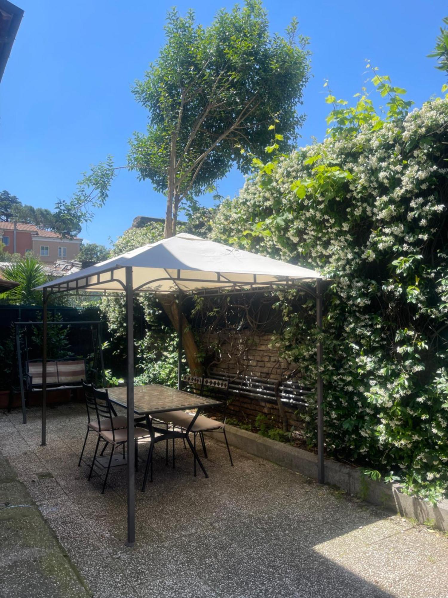 Appia Park Apartament 10 Min Dal Colosseo Roma Esterno foto
